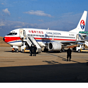 嫩江墨尔根航空运输航空快运业稳步发展的原因是什么？